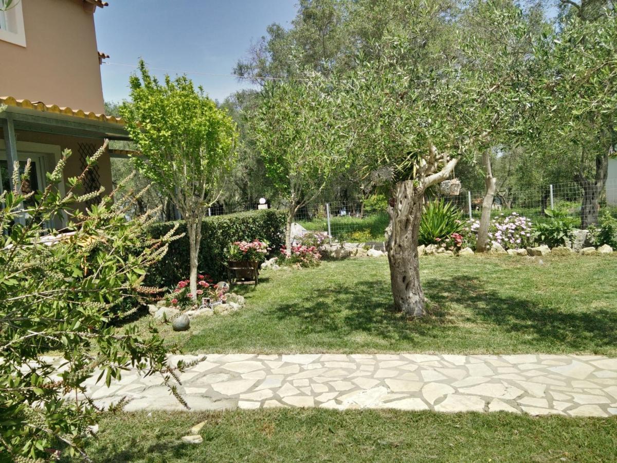 Spiti Lou Apartamento Notos Exterior foto